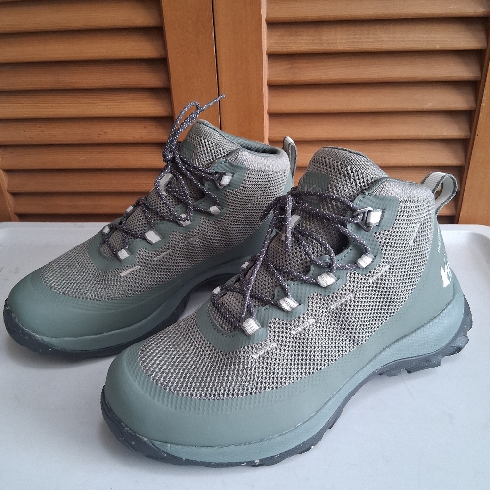 REI Olive Green Lace-Up Women's Hiking Boots Waterproof